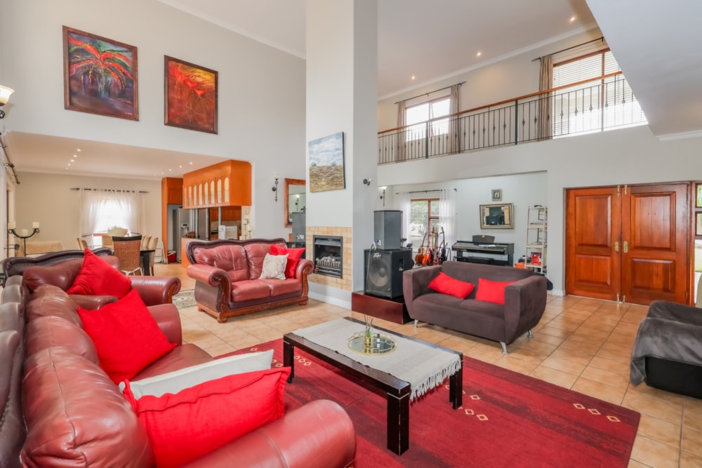 Security estate home for sale in Westlake, Hartbeespoort - 1HR1723747 Security estate home for sale in Westlake, Hartbeespoort - 1HR1723747