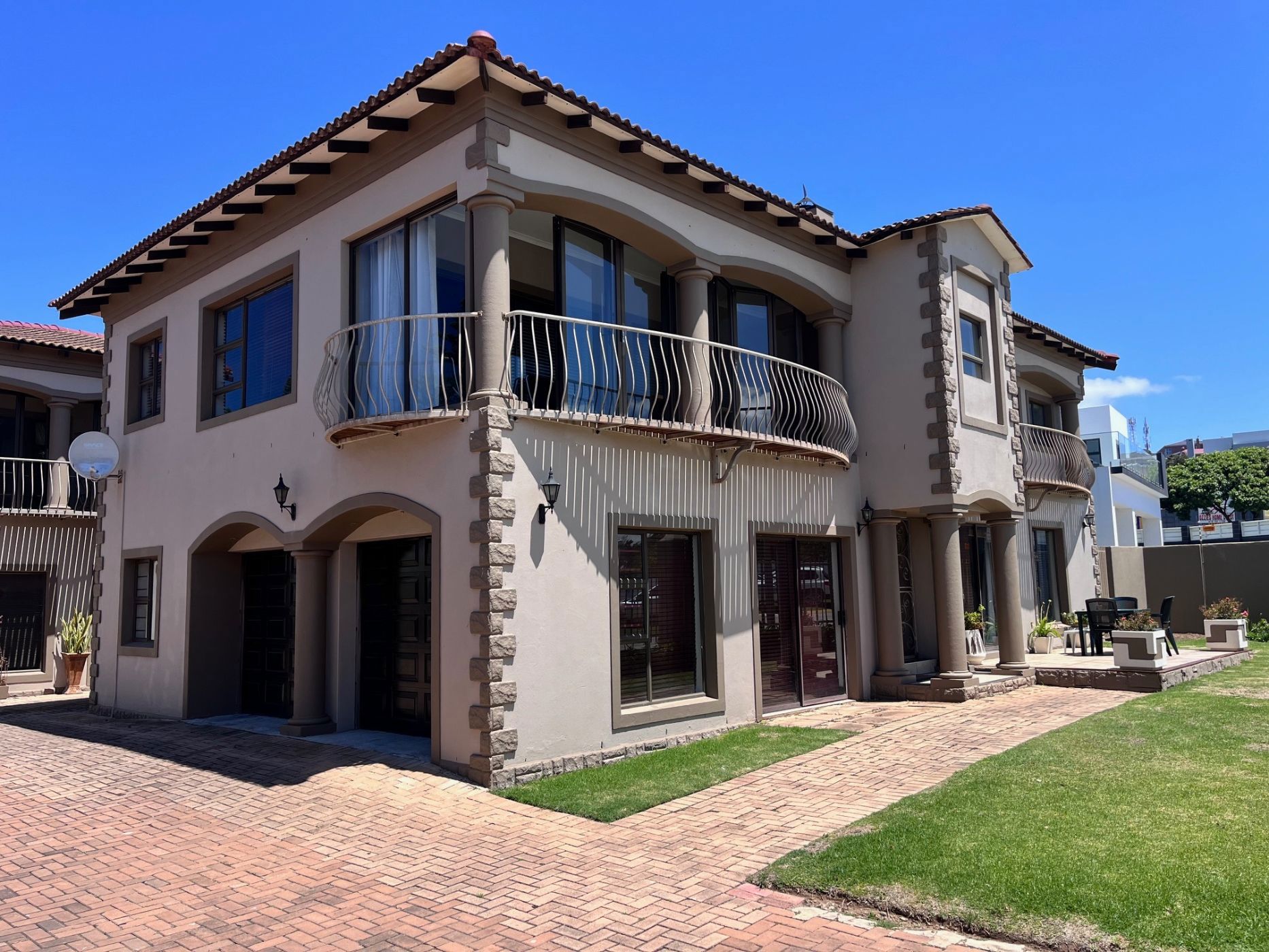 Double-storey cluster for sale in Ou Dorp - 1JF1721101