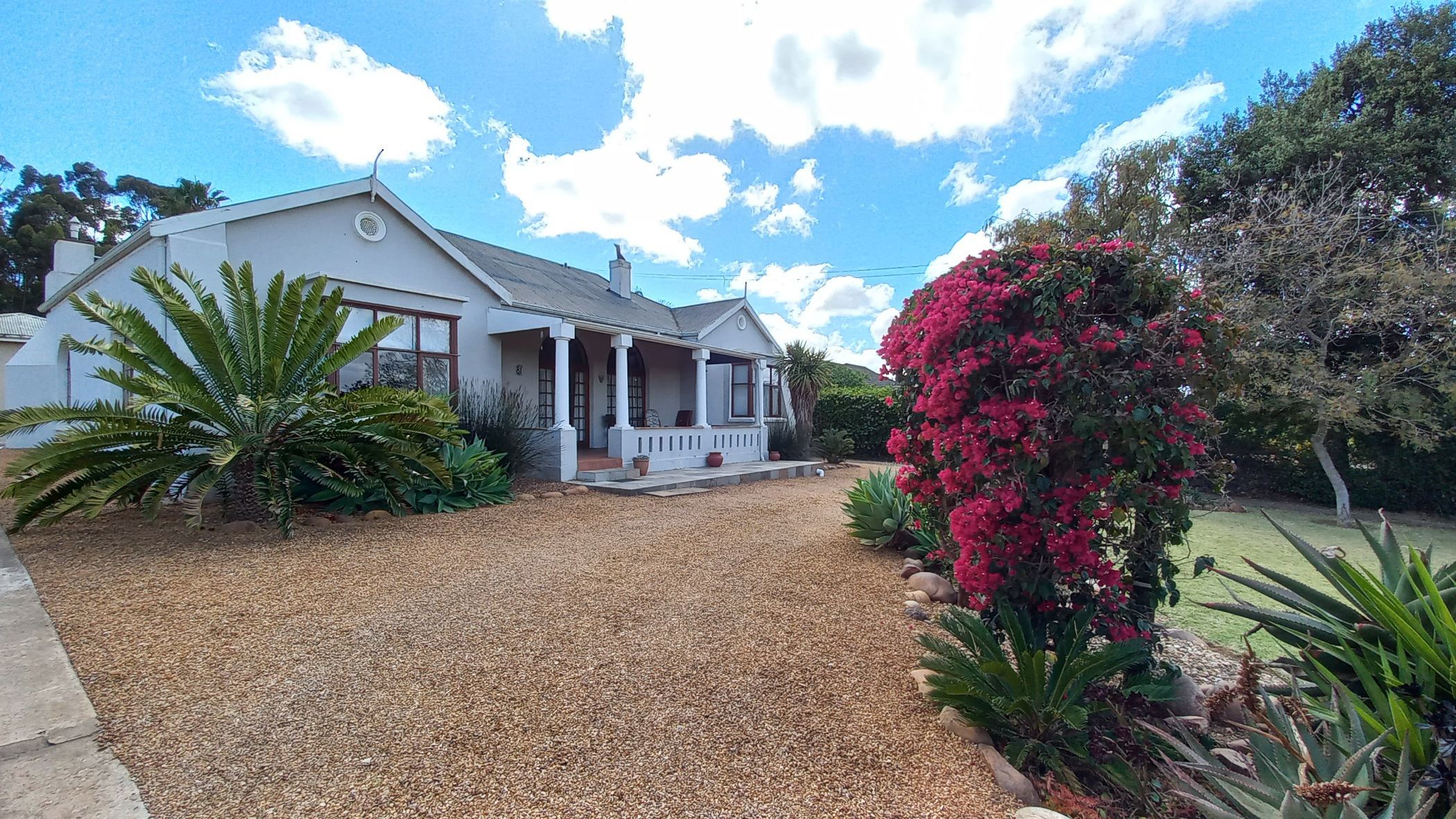 Single-storey house for sale in Heidelberg, Garden Route - 1SR1720893