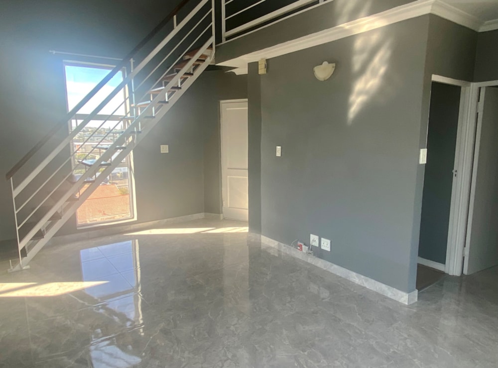 Penthouse apartment for sale in Bloubergrant - 1TV1698867 Penthouse apartment for sale in Bloubergrant - 1TV1698867