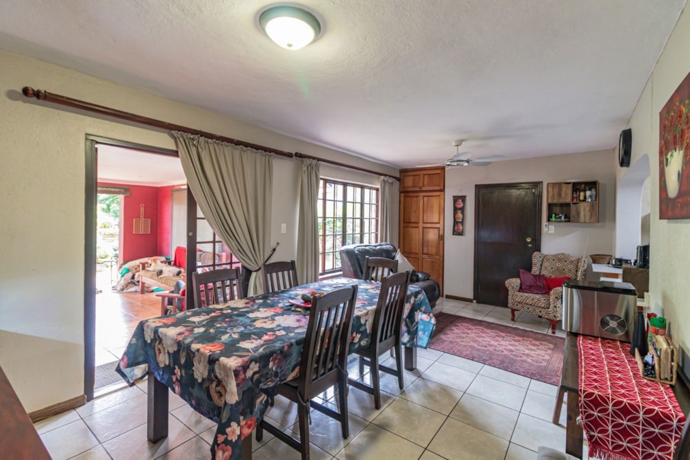 Security complex home sold in White River - 1WR1719808