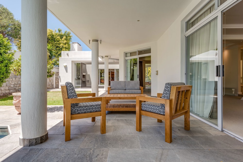 Double-storey house for sale in Summerstrand - 1PLZ1721882