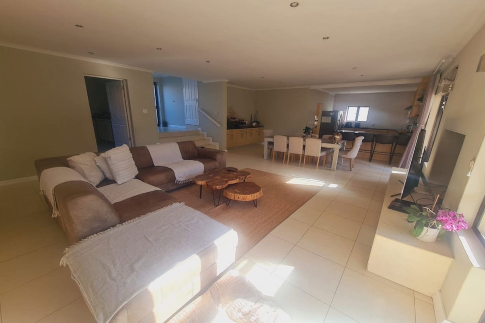 House to rent in Atlantic Beach Estate - 1TV1720754