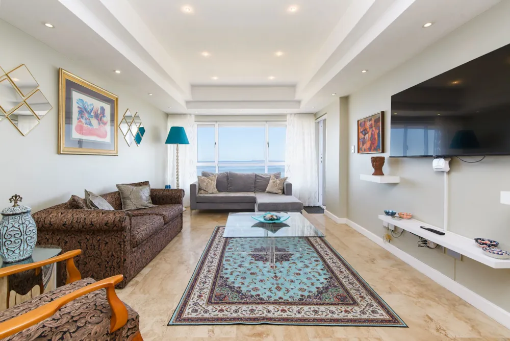 Apartment sold in Mouille Point - AS1719252 Apartment sold in Mouille Point - AS1719252