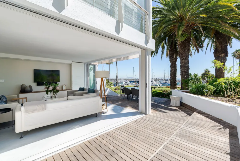 Apartment sold in Mouille Point - AS1722484 Apartment sold in Mouille Point - AS1722484