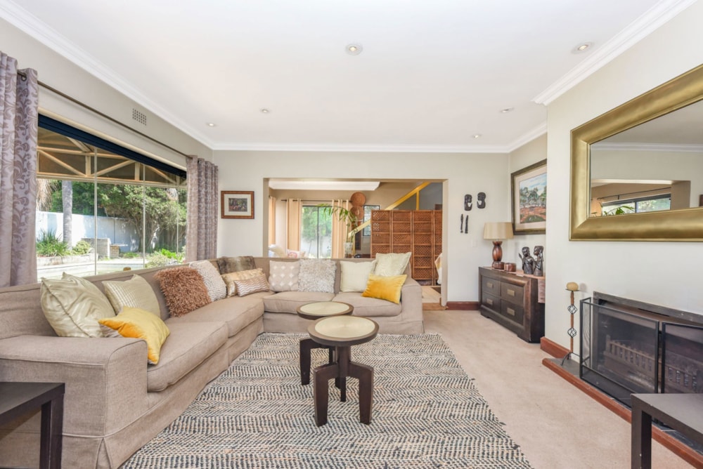 Cluster for sale in Morningside, Sandton - HP1721801 Cluster for sale in Morningside, Sandton - HP1721801