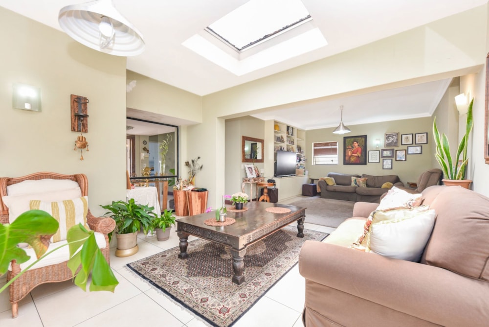 Cluster for sale in Morningside, Sandton - HP1721801 Cluster for sale in Morningside, Sandton - HP1721801