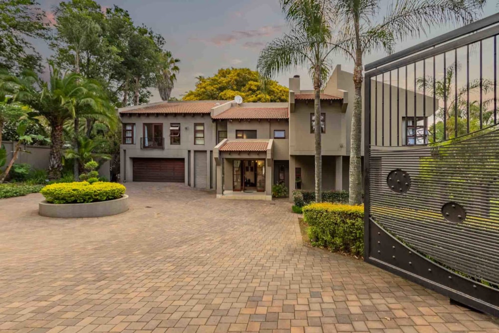 Double-storey house for sale in Bryanston - HP1721088 Double-storey house for sale in Bryanston - HP1721088
