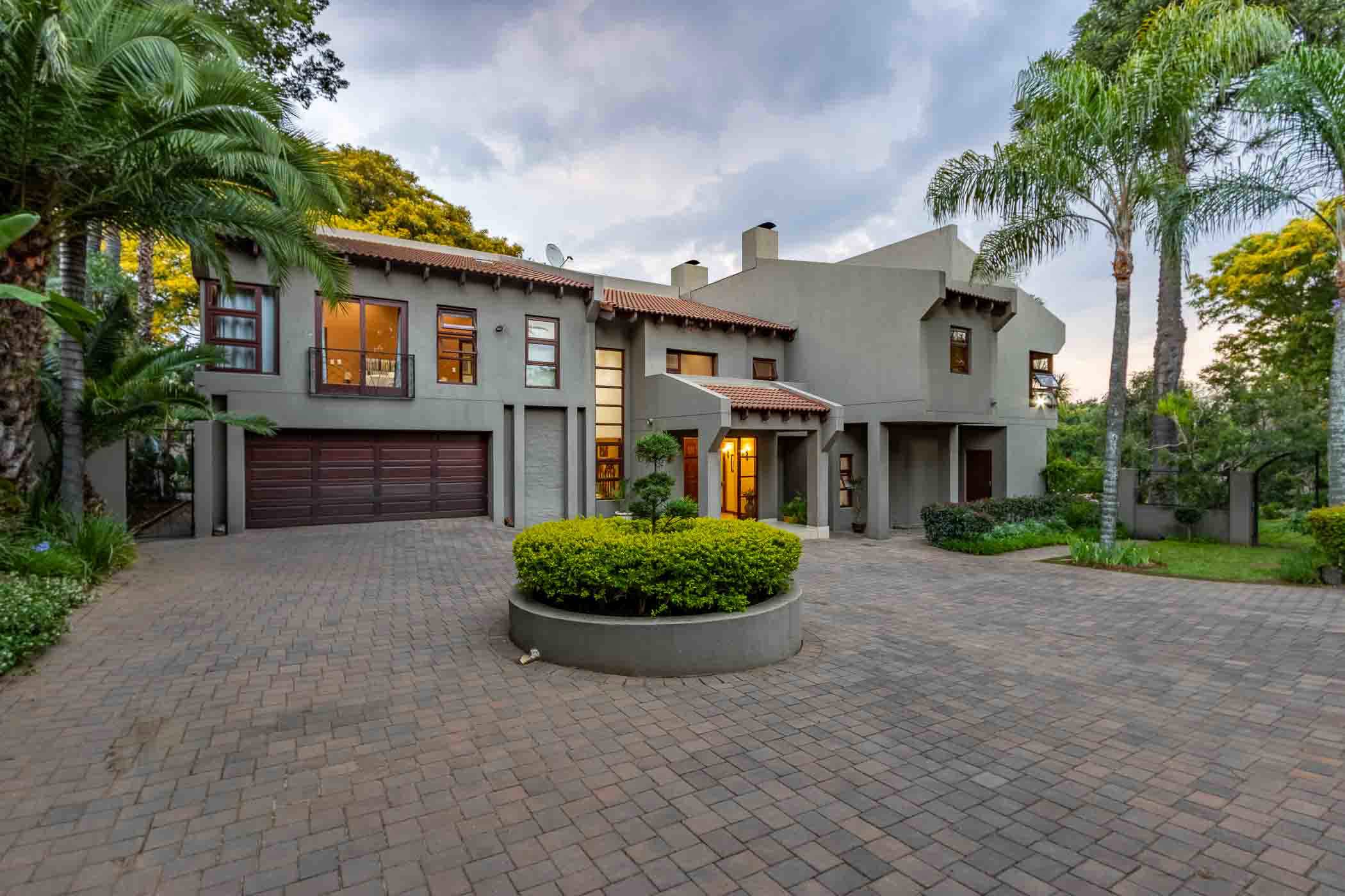 Double-storey house for sale in Bryanston - HP1721088