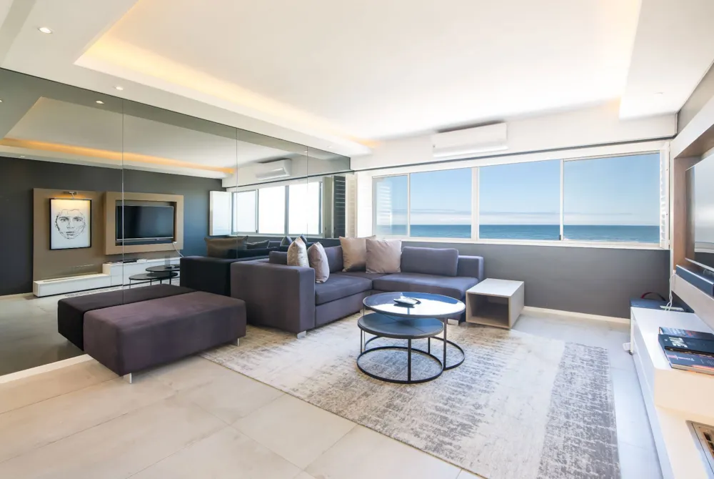 Apartment sold in Mouille Point - AS1719514 Apartment sold in Mouille Point - AS1719514