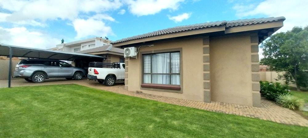 House for sale in The Heads, Lydenburg, Mashishing - 1LY1721442 House for sale in The Heads, Lydenburg, Mashishing - 1LY1721442