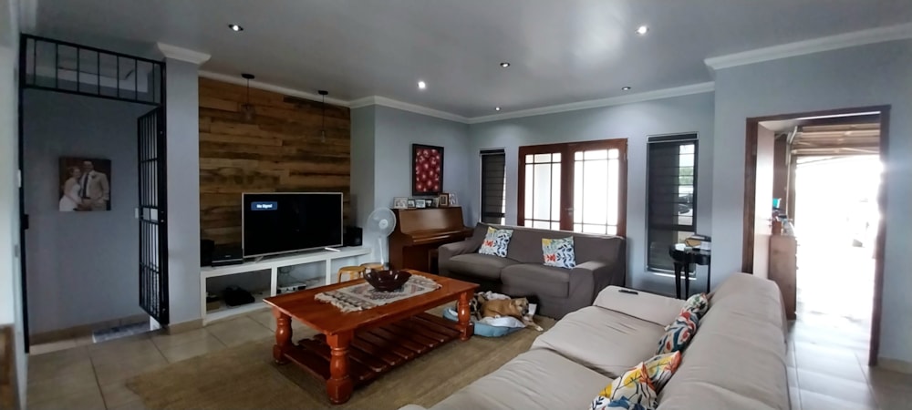 House for sale in The Heads, Lydenburg, Mashishing - 1LY1721442 House for sale in The Heads, Lydenburg, Mashishing - 1LY1721442