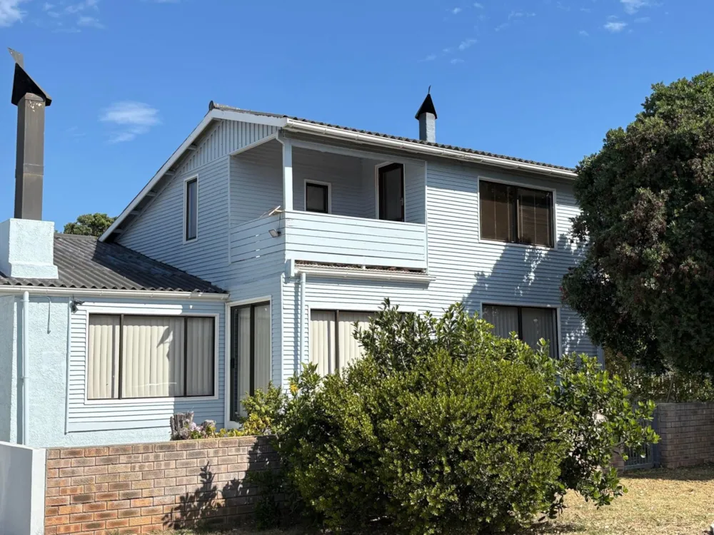House let in Yzerfontein - LBL1719790 House let in Yzerfontein - LBL1719790