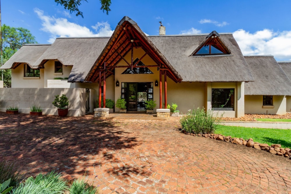 Security estate home for sale in KShane - 1HR1723456 Security estate home for sale in KShane - 1HR1723456