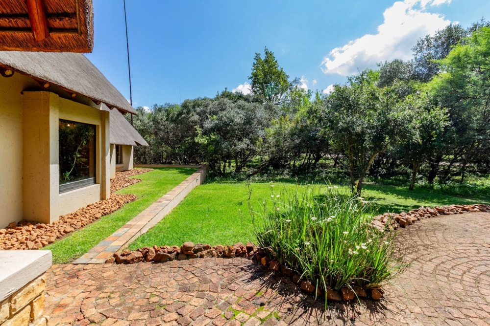 Security estate home for sale in KShane - 1HR1723456 Security estate home for sale in KShane - 1HR1723456