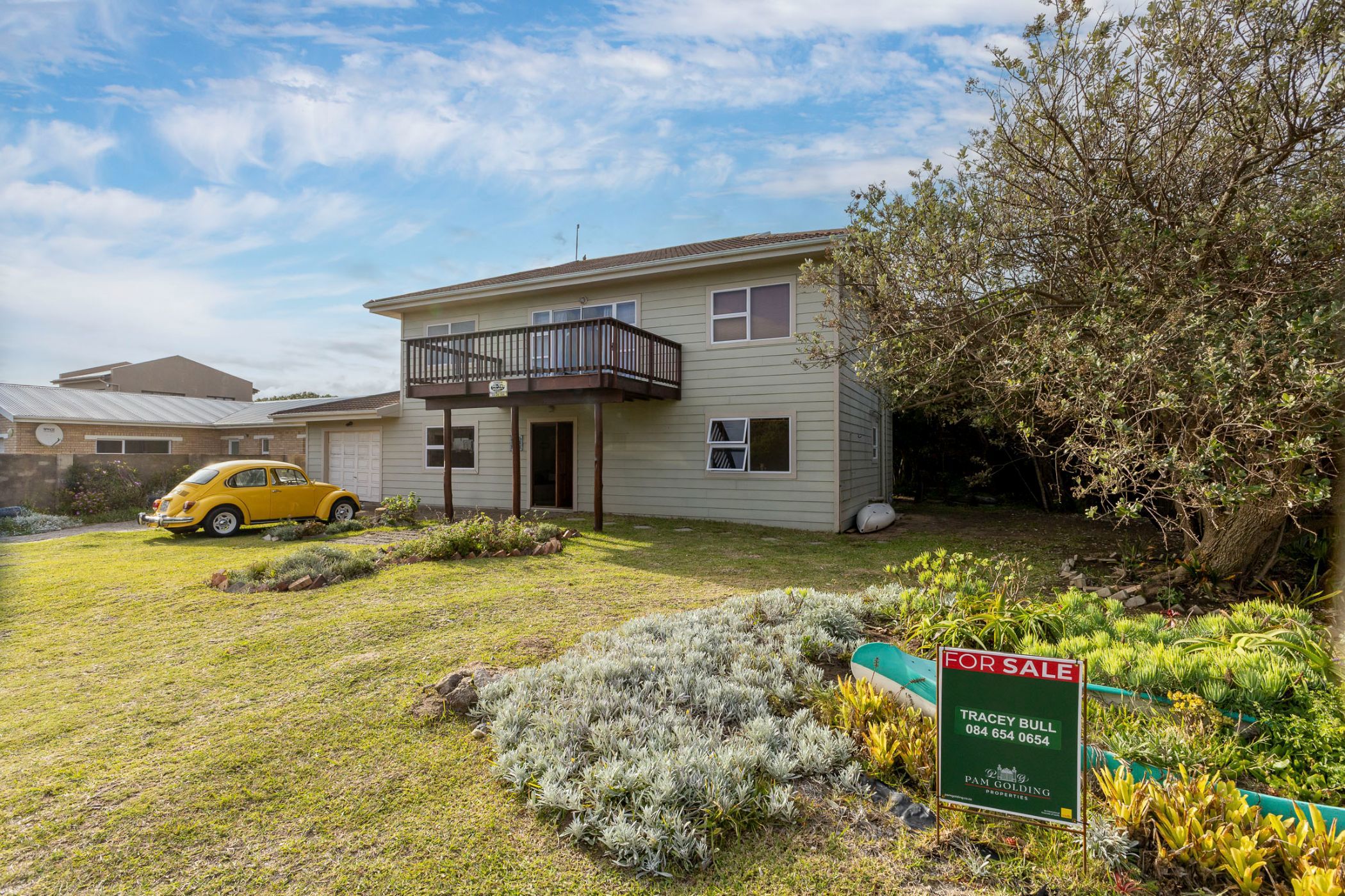 Double-storey house for sale in Cannon Rocks - 1KO1721206