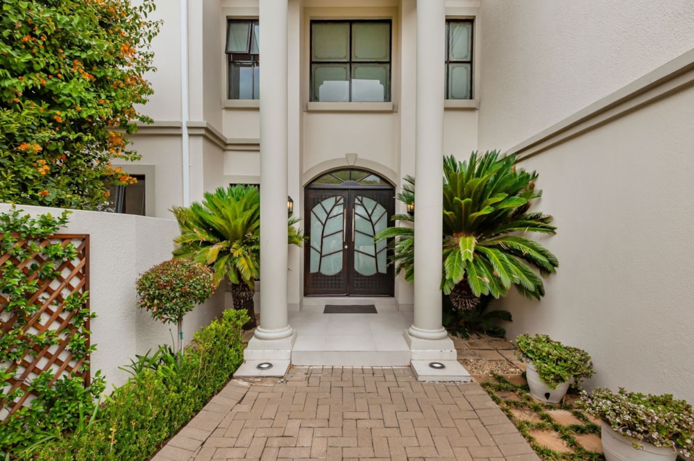 Cluster to rent in Bryanston - JBL1621767 Cluster to rent in Bryanston - JBL1621767
