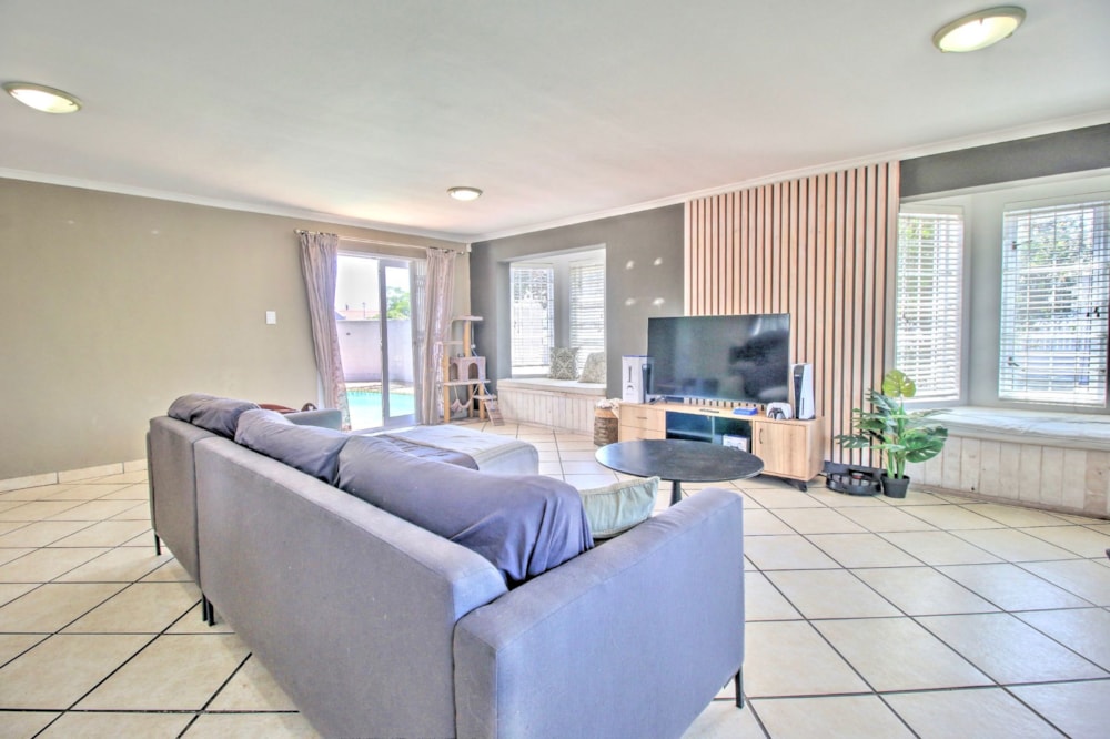 House for sale in Edgemead - 1PLA1722901 House for sale in Edgemead - 1PLA1722901