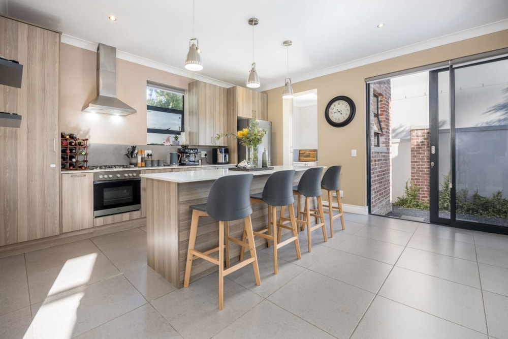 Security estate home for sale in Vierlanden - DBV1721452