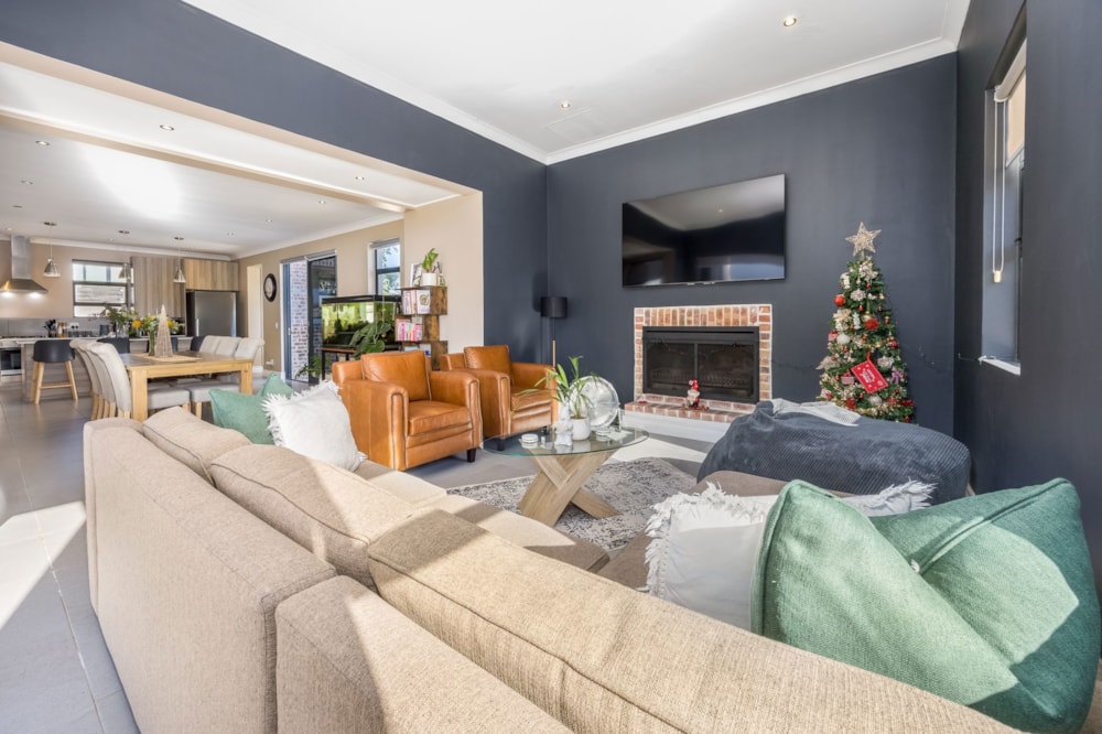 Security estate home for sale in Vierlanden - DBV1721452