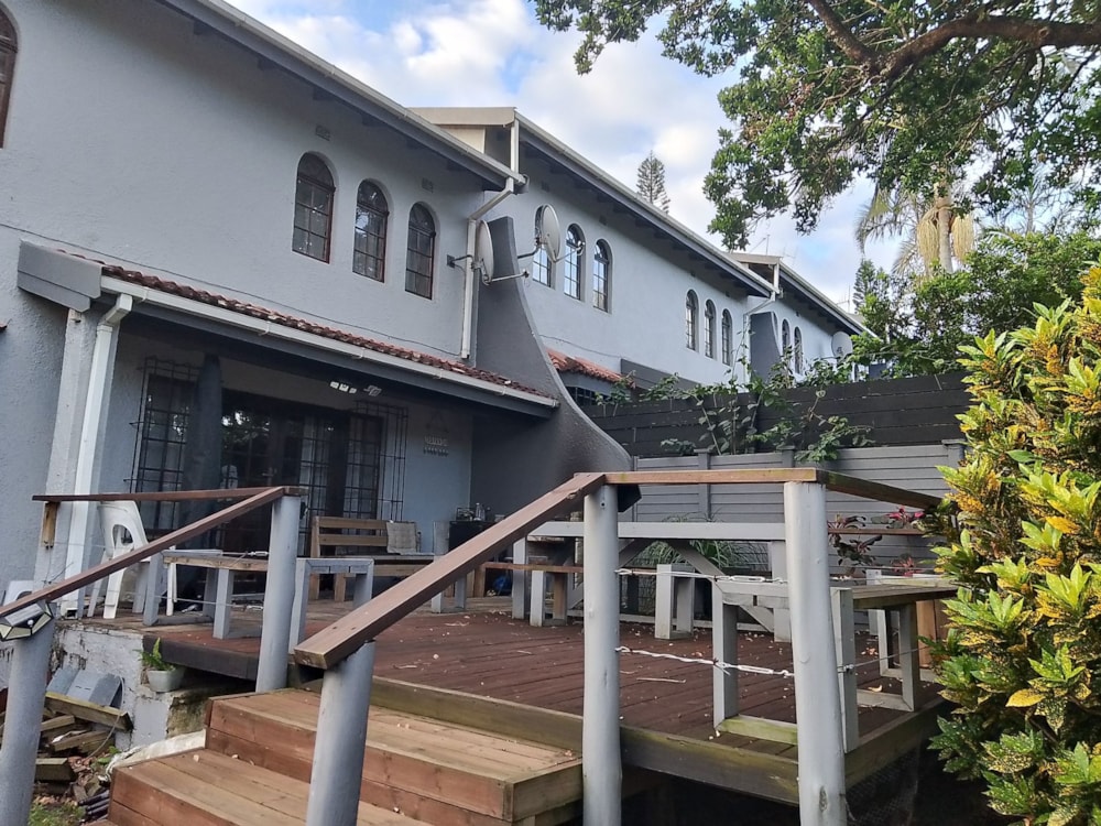 Double-storey apartment for sale in Uvongo - 1PSH1722087