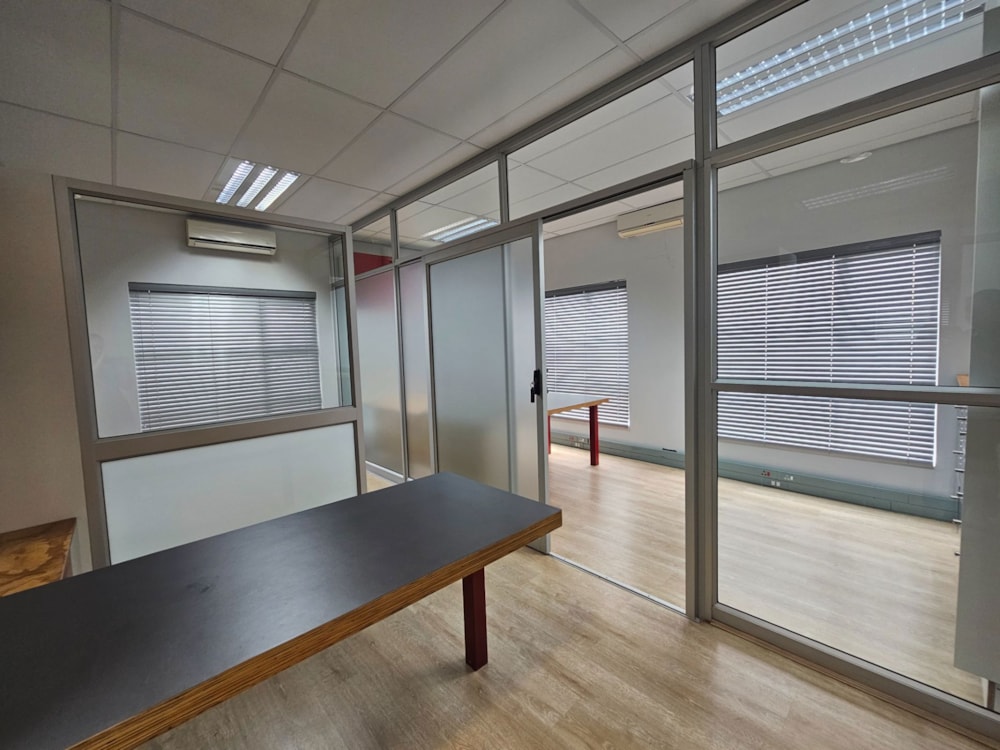 Commercial business for sale in Bendor - 1PS1721437