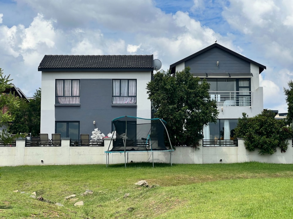 Double-storey house to rent in Copperleaf - 1CU1721727 Double-storey house to rent in Copperleaf - 1CU1721727