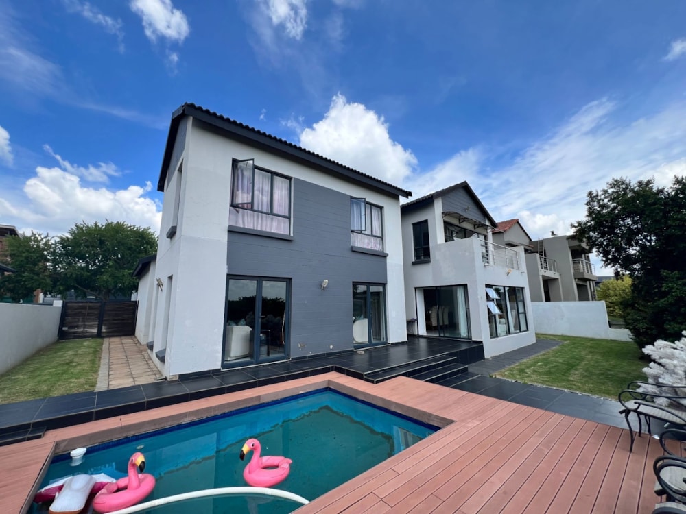 Double-storey house to rent in Copperleaf - 1CU1721727 Double-storey house to rent in Copperleaf - 1CU1721727