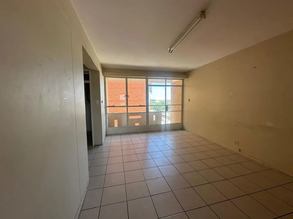 Bachelor apartment let in Westdene, Bloemfontein - 1BX1715417 Bachelor apartment let in Westdene, Bloemfontein - 1BX1715417