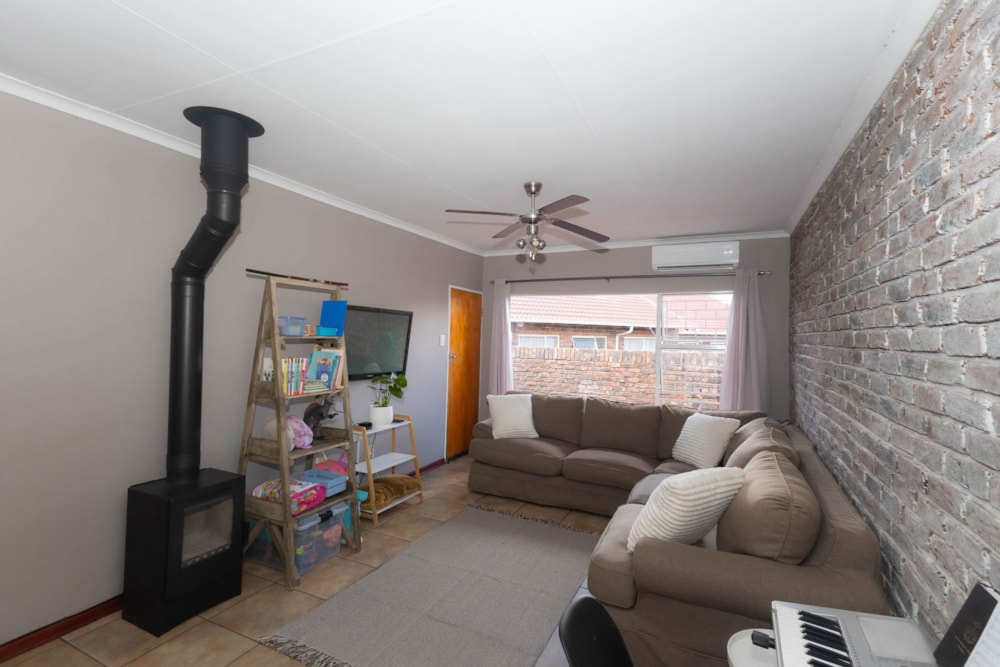 Townhouse for sale in Pellissier - 1BX1720277 Townhouse for sale in Pellissier - 1BX1720277