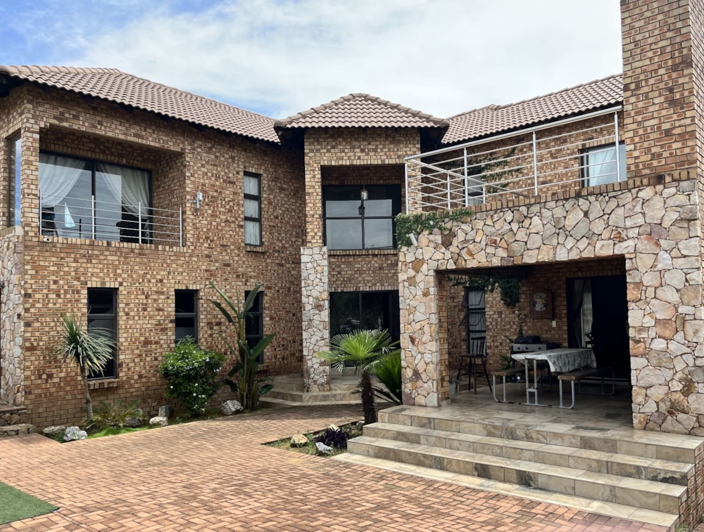 Security estate home for sale in Kungwini Country Estate - PRN1723354 Security estate home for sale in Kungwini Country Estate - PRN1723354