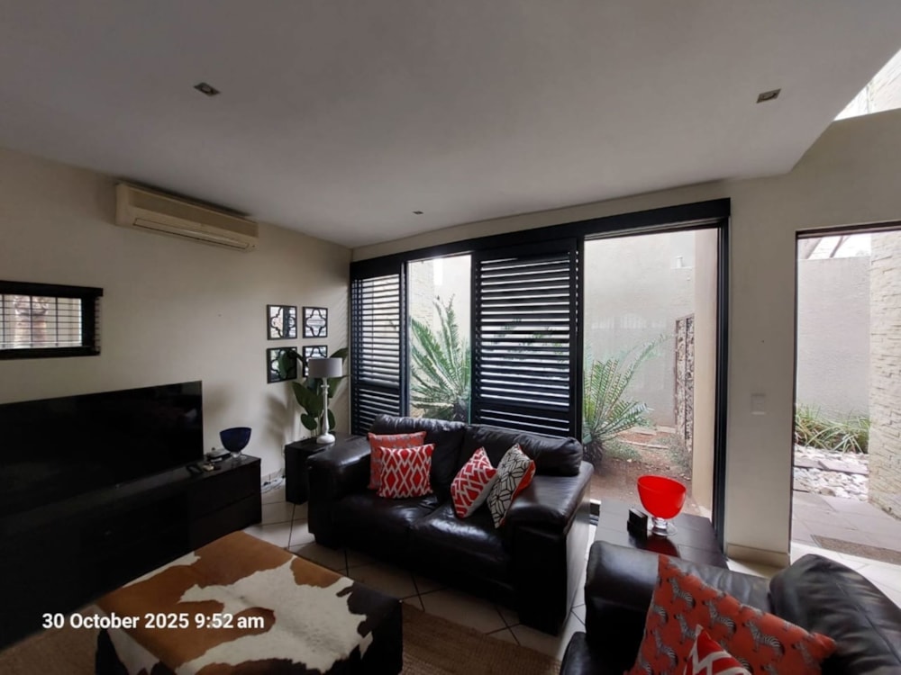 Cluster to rent in Lynnwood, Pretoria East - PTL1720979 Cluster to rent in Lynnwood, Pretoria East - PTL1720979