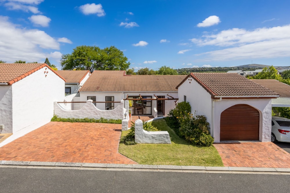 Cluster for sale in De Bron - DBV1719866 Cluster for sale in De Bron - DBV1719866