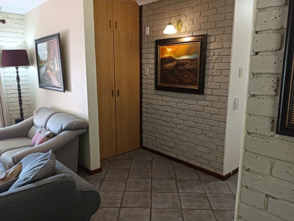 House for sale in Aston Bay - 1JF1720374