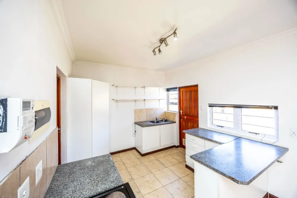 Townhouse for sale in Beacon Bay - 1EZ1722794