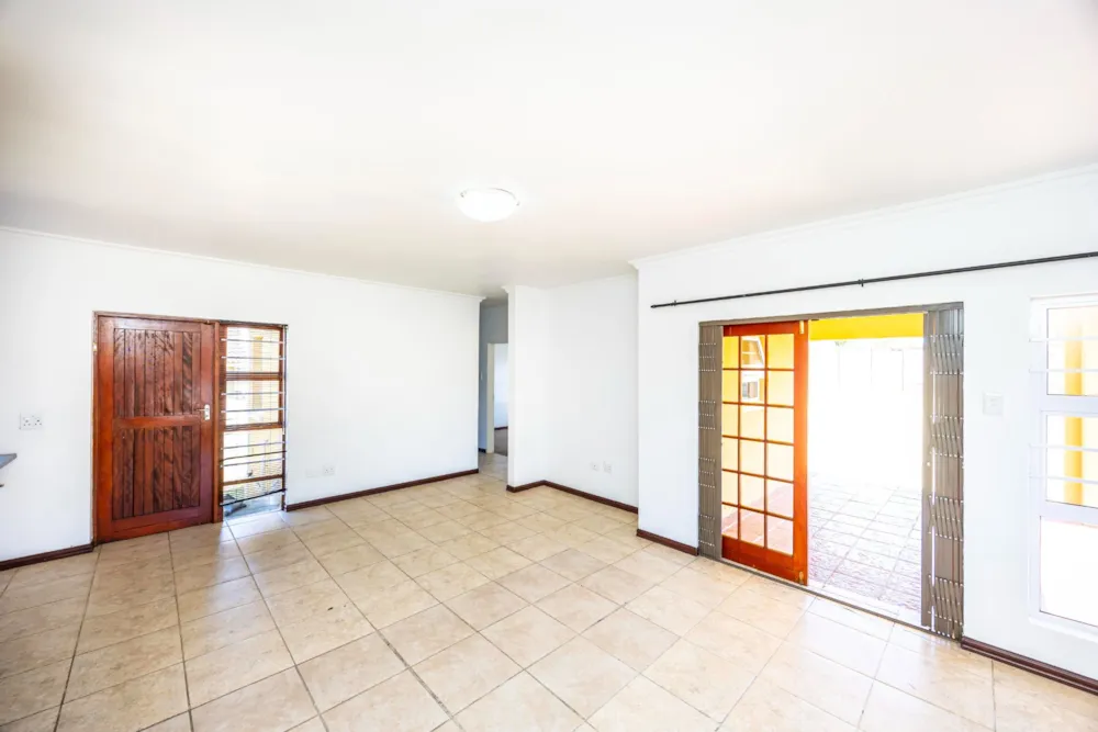 Townhouse for sale in Beacon Bay - 1EZ1722794