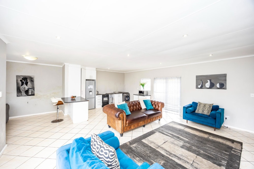 Townhouse for sale in Beacon Bay - 1EZ1723493 Townhouse for sale in Beacon Bay - 1EZ1723493