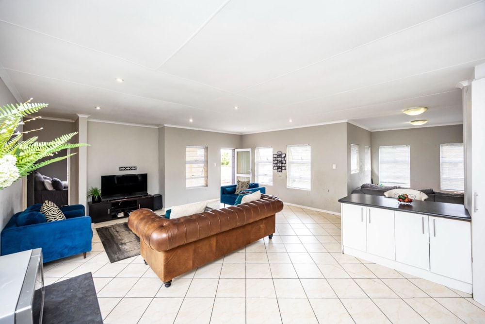 Townhouse for sale in Beacon Bay - 1EZ1723493 Townhouse for sale in Beacon Bay - 1EZ1723493