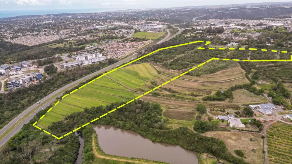 Mixed use farm for sale in East London - 1EZ1721544 Mixed use farm for sale in East London - 1EZ1721544