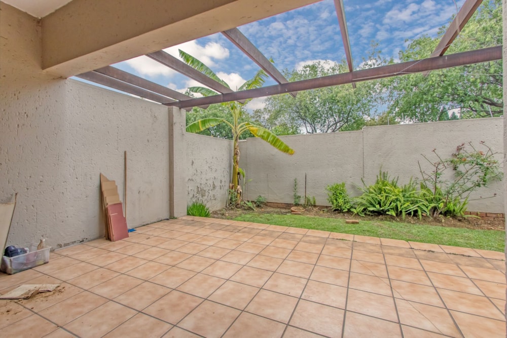 Apartment for sale in Sunninghill - FW1722532 Apartment for sale in Sunninghill - FW1722532