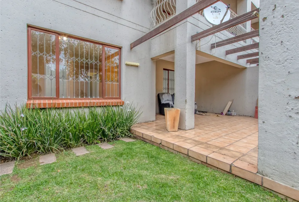 Apartment for sale in Sunninghill - FW1722532 Apartment for sale in Sunninghill - FW1722532
