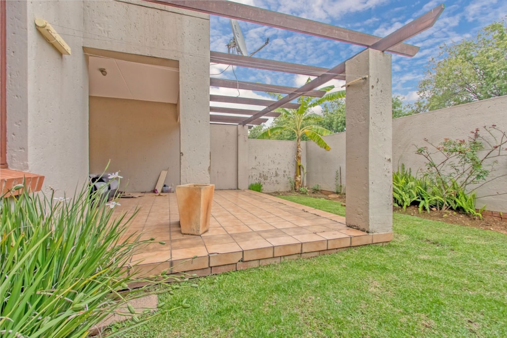 Apartment for sale in Sunninghill - FW1722532 Apartment for sale in Sunninghill - FW1722532