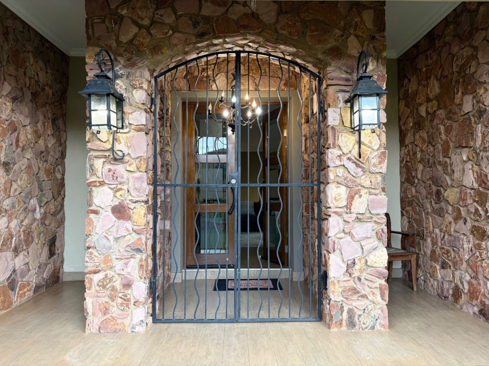 House for sale in Estate D Afrique - 1HR1721531 House for sale in Estate D Afrique - 1HR1721531