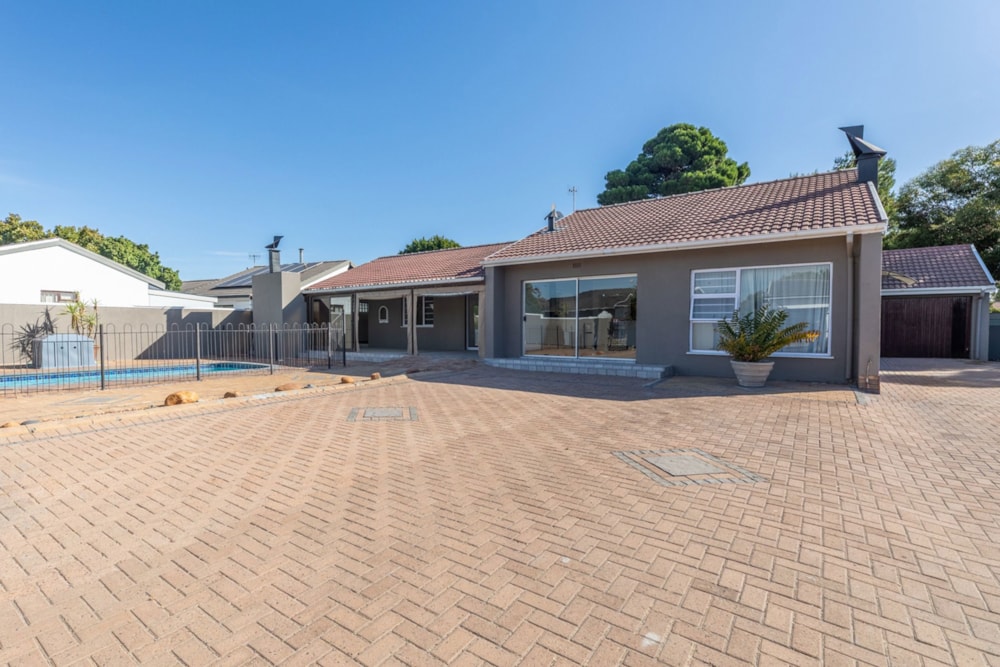 House for sale in Duynefontein - 1TV1722041 House for sale in Duynefontein - 1TV1722041