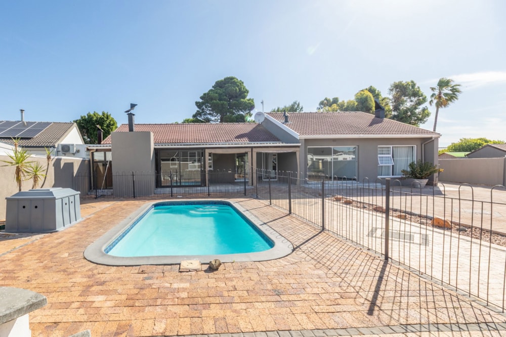 House for sale in Duynefontein - 1TV1722041 House for sale in Duynefontein - 1TV1722041