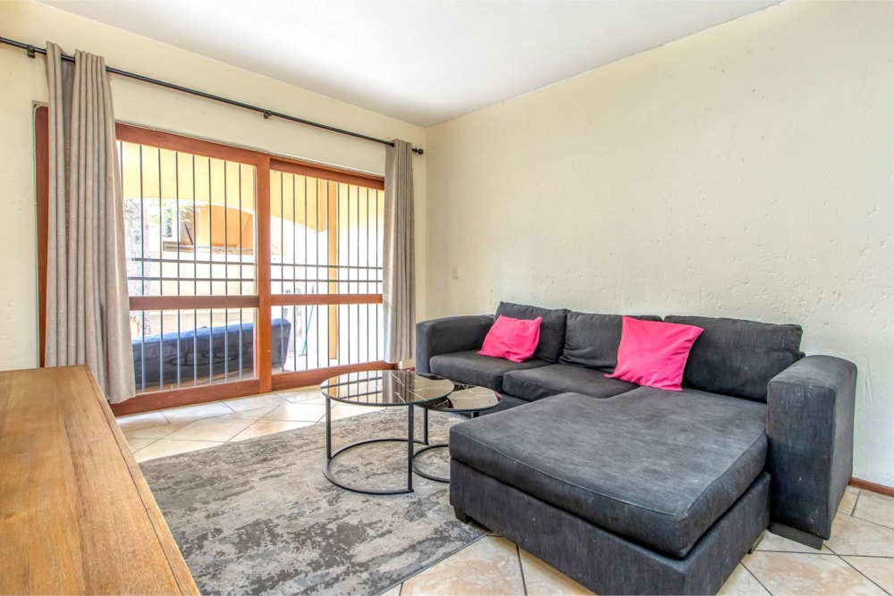 Apartment for sale in Lonehill - FW1681862 Apartment for sale in Lonehill - FW1681862