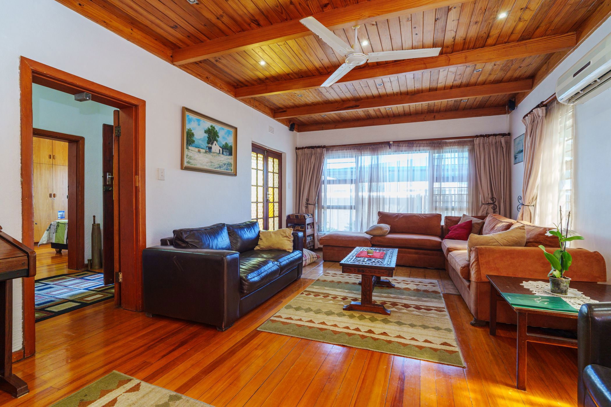 House for sale in Southfield - KW1720531