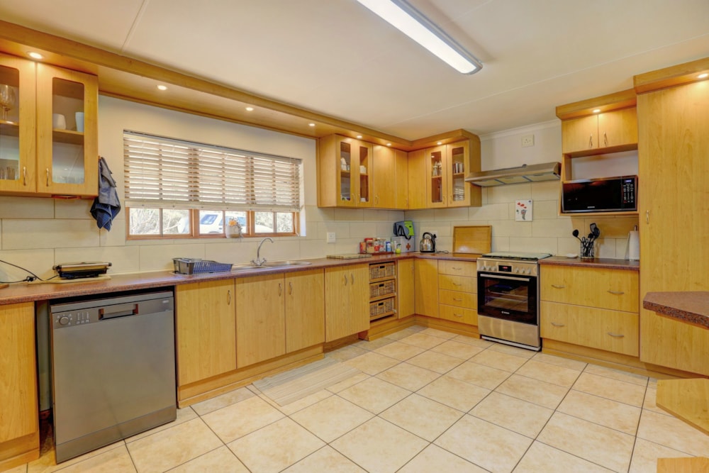 Golf estate house for sale in Dolphin Creek - 1MB1720742