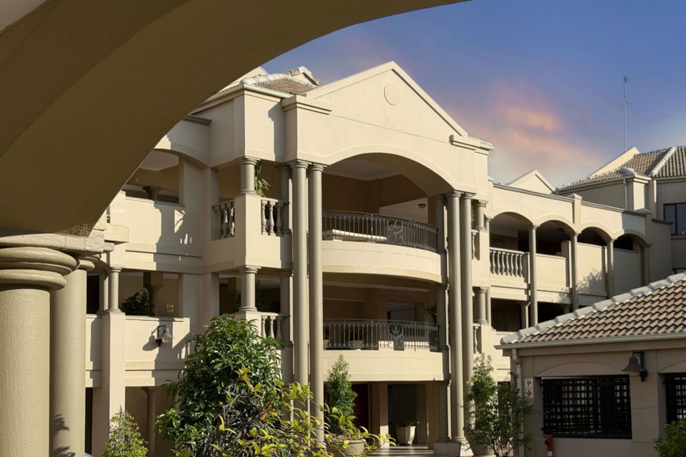 Double-storey apartment for sale in Hyde Park, Sandton - HP1723175 Double-storey apartment for sale in Hyde Park, Sandton - HP1723175