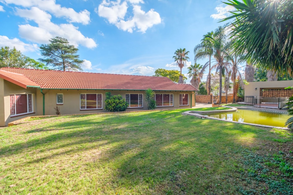 House for sale in Randpark Ridge - RAN1721405 House for sale in Randpark Ridge - RAN1721405